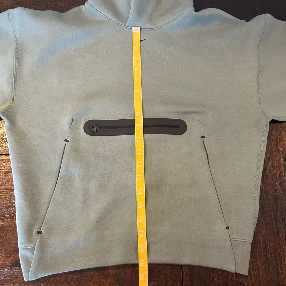 NWOT Nike Sportswear Tech Fleece Hoodie and Open Hem Pants Set- Green Clay/Black - Picture 13 of 15